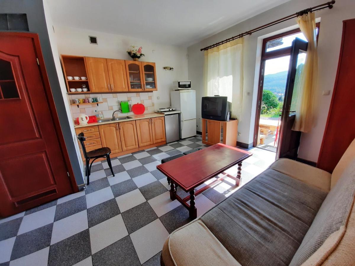 Noclegi W Ksiegarni Bielsko-Biała Ngoại thất bức ảnh